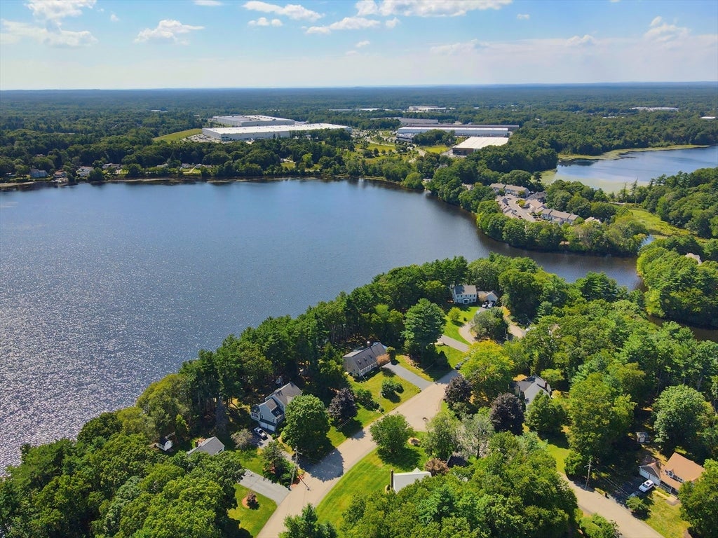 150 Lake Ridge Dr, Taunton, MA Photo #30