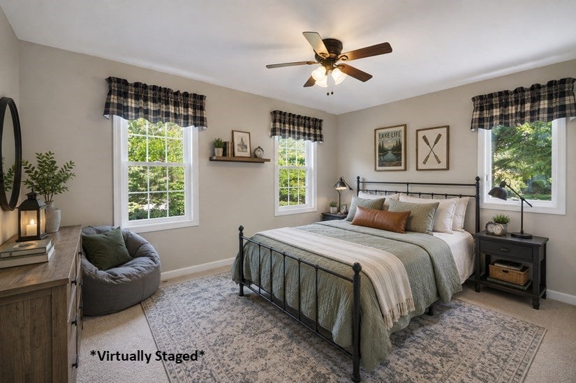 150 Lake Ridge Dr, Taunton, MA Photo #21