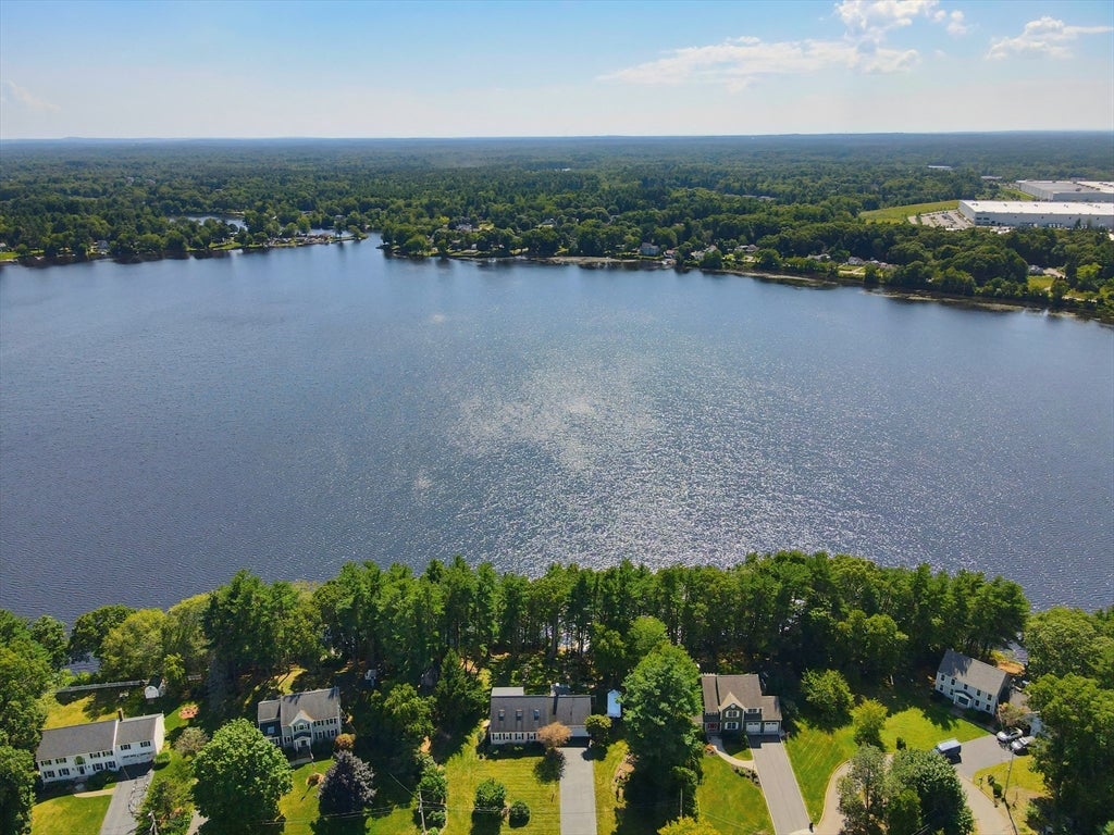 150 Lake Ridge Dr