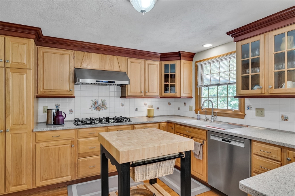 2 Sandspur Lane