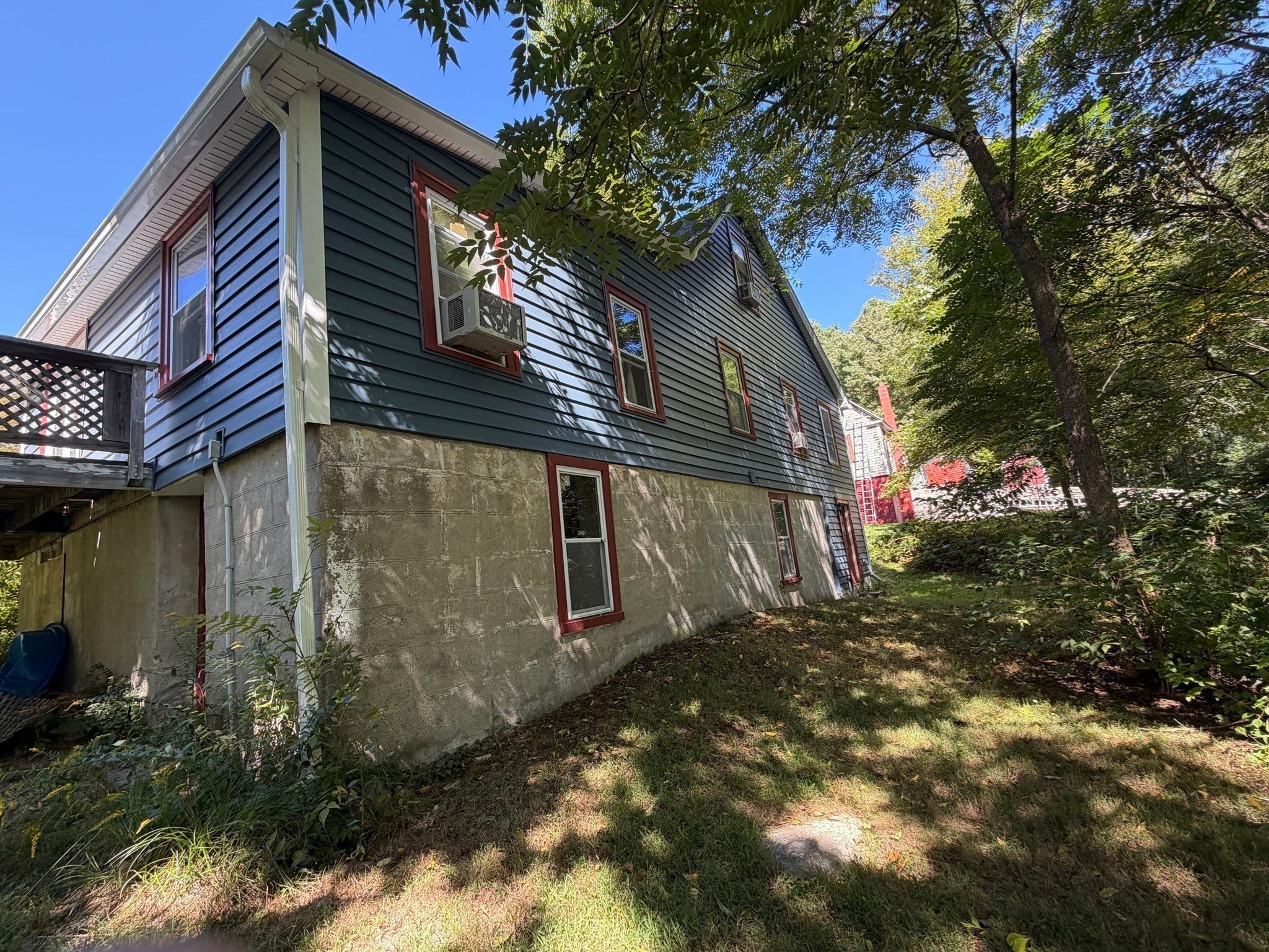15 Warsaw Avenue