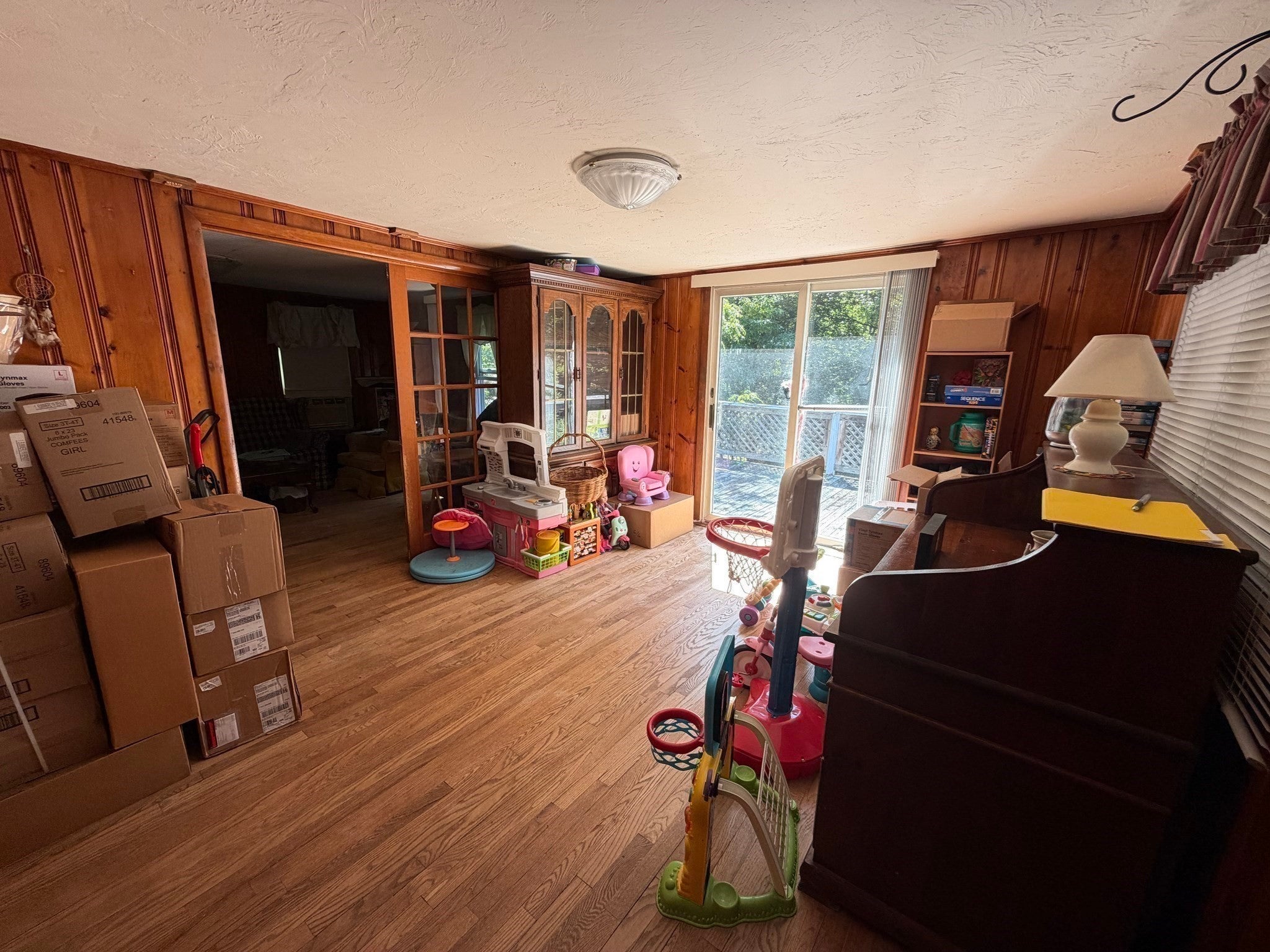15 Warsaw Avenue, Dudley, MA, 15 Warsaw Avenue, Dudley, MA Photo #8