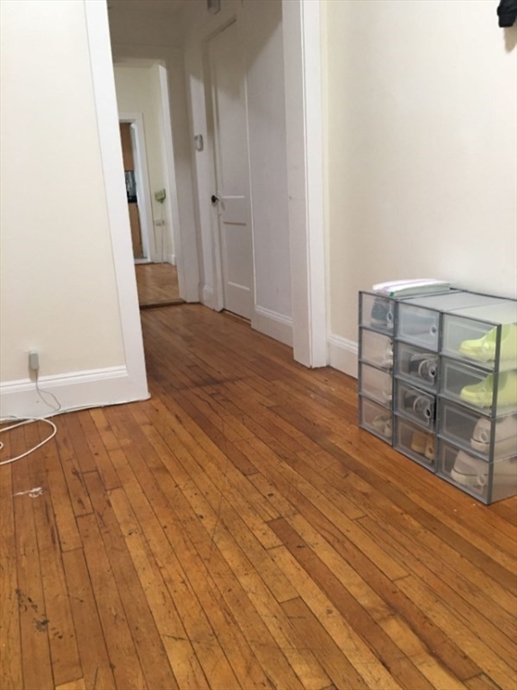 46 Park Vale Ave 1