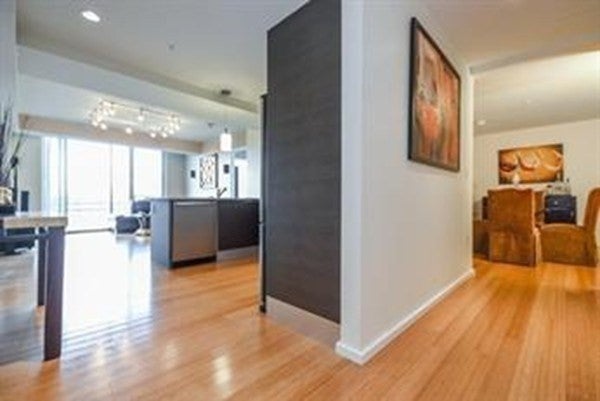 2 Earhart Street 811