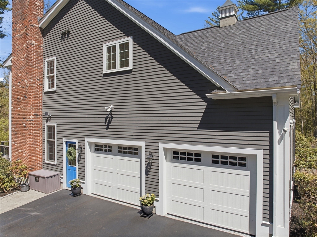 4 Fieldstone Ct, Grafton, MA Photo #4