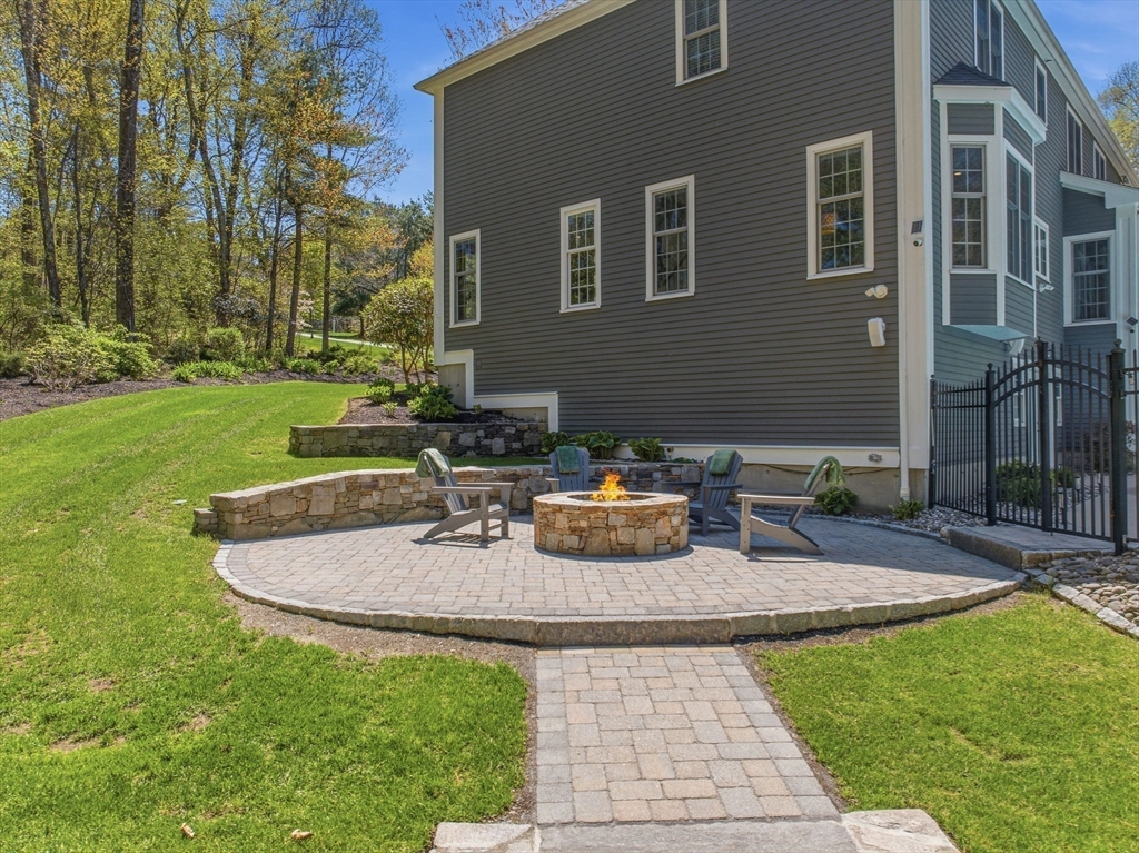 4 Fieldstone Ct, Grafton, MA Photo #39