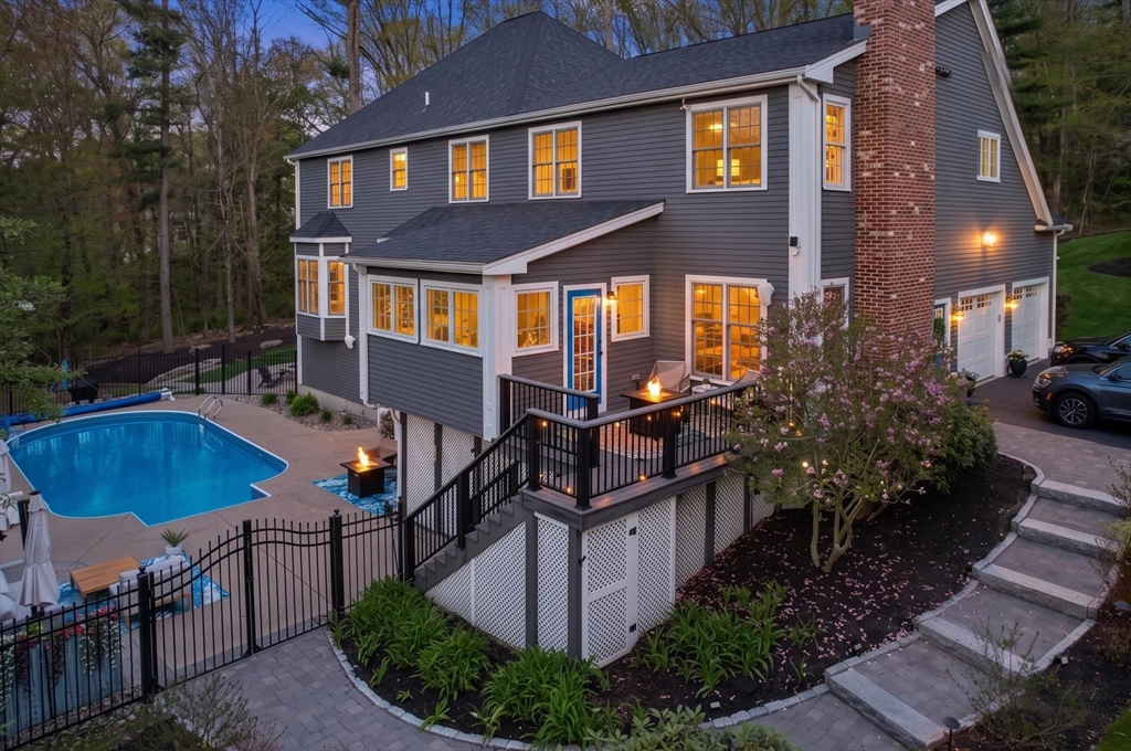 4 Fieldstone Ct, Grafton, MA Photo #7