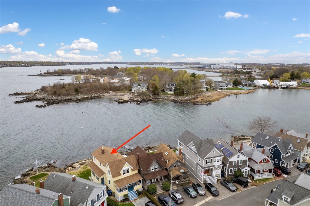 92 Bay View Ave