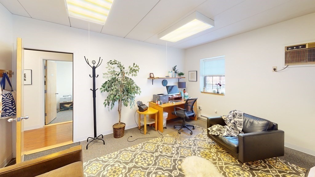 Waltham, Massachusetts 02451, United States, ,Commercial,Active,134804