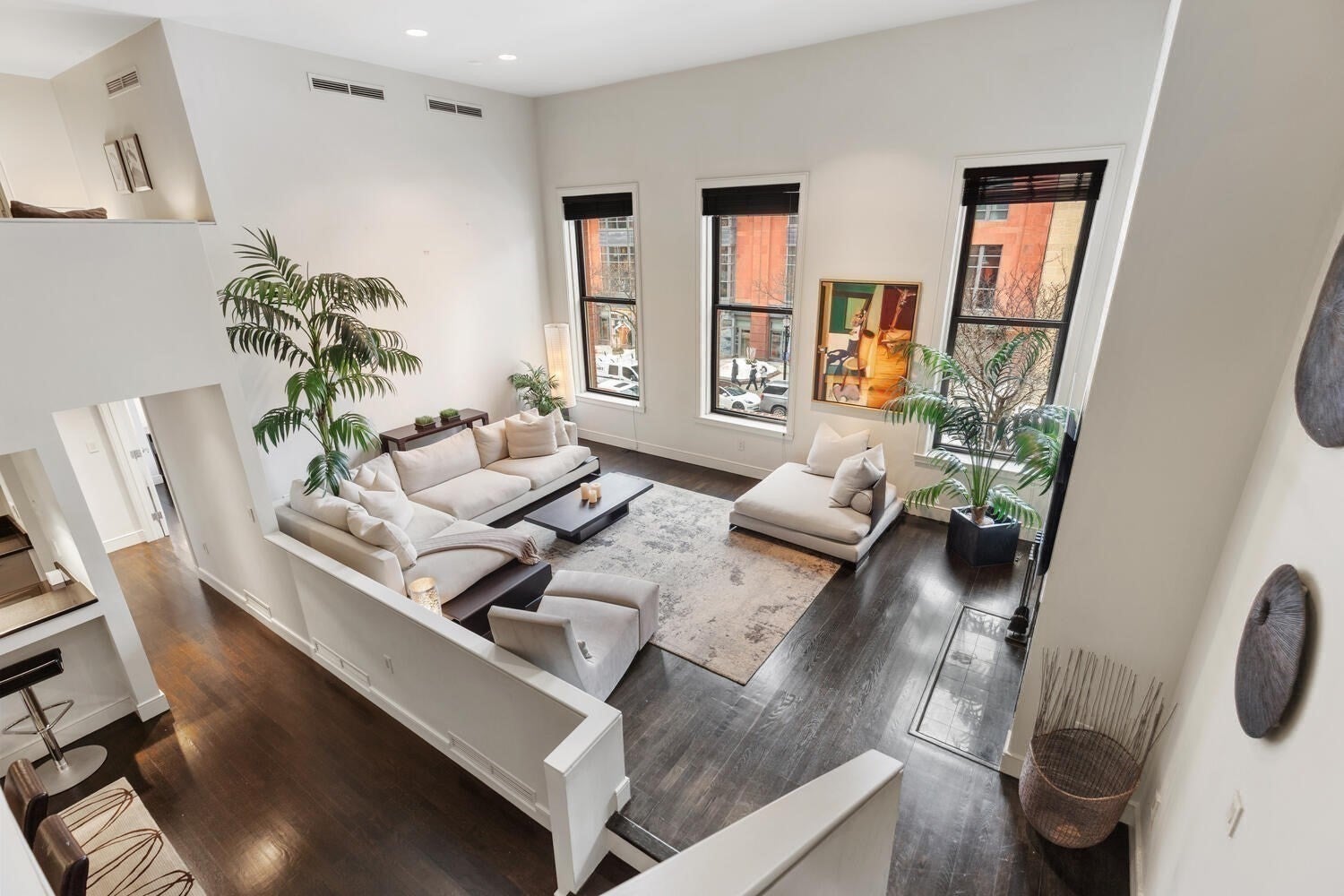 201 Newbury St