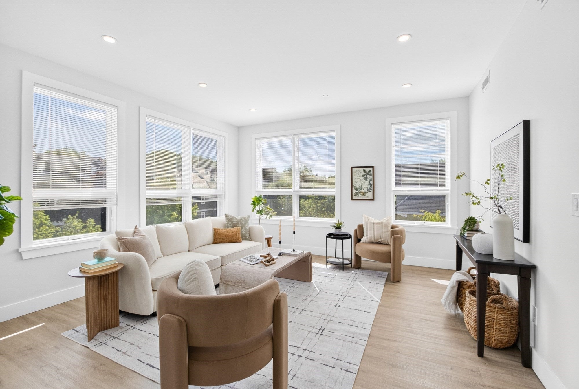 1246 Broadway #3, Somerville, MA, 1246 Broadway #3, Somerville, MA Photo #8
