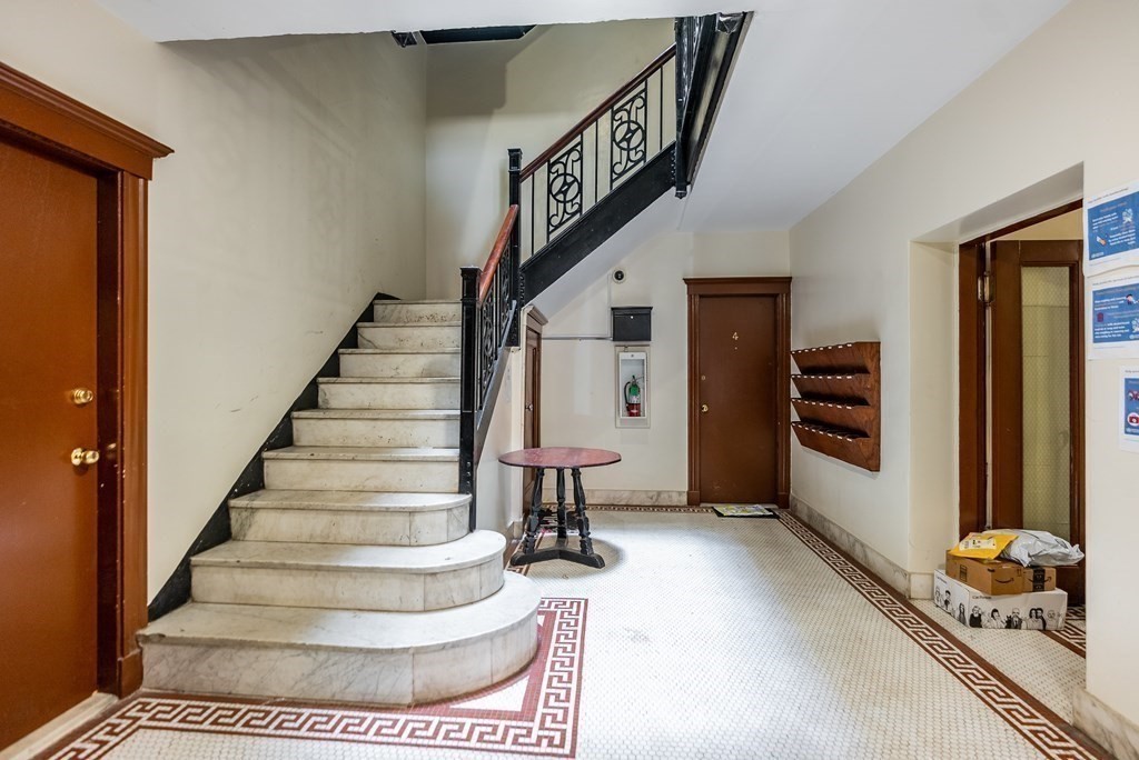 1 Craigie ST #24, Cambridge, MA Photo #19