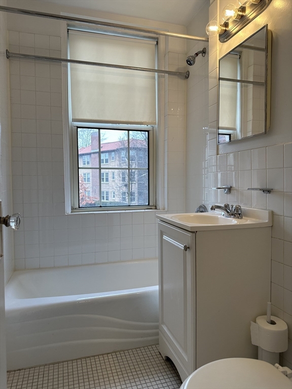 1 Craigie ST #24, Cambridge, MA Photo #15