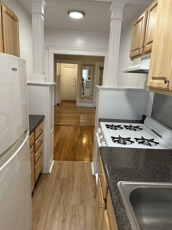 1 Craigie ST #24, Cambridge, MA Photo #13