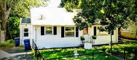 Photo of 72 Armstrong Cir, Braintree, MA 02184 (MLS # 73461992)