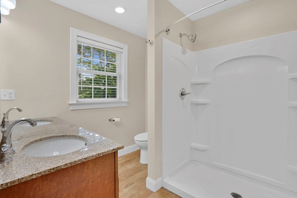 10 Begley St #10, Agawam, MA, 10 Begley St #10, Agawam, MA Photo #23