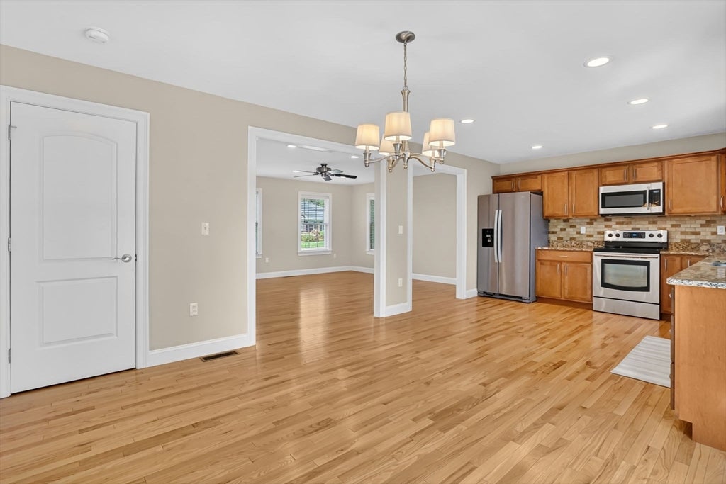 10 Begley St #10, Agawam, MA, 10 Begley St #10, Agawam, MA Photo #13