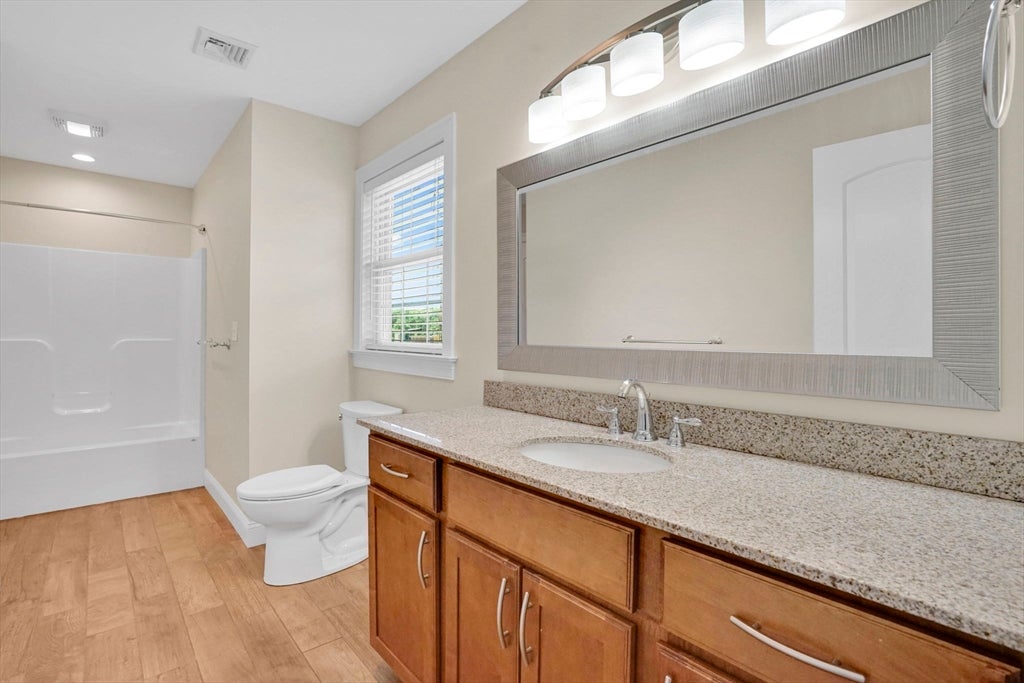 10 Begley St #10, Agawam, MA, 10 Begley St #10, Agawam, MA Photo #27