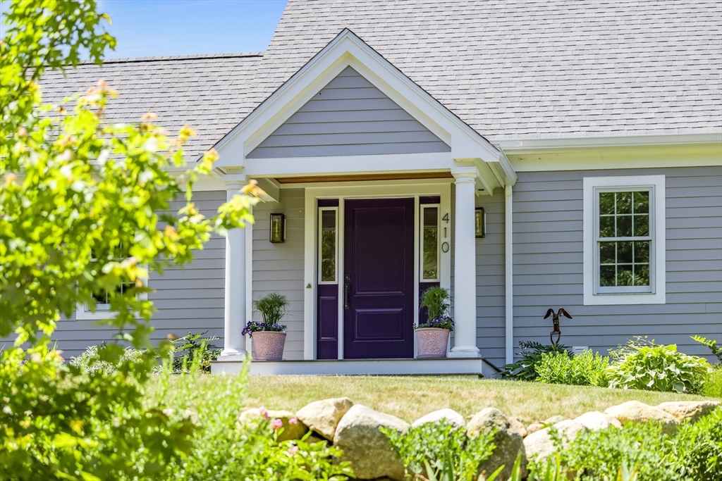 410 Blueberry Pond Dr