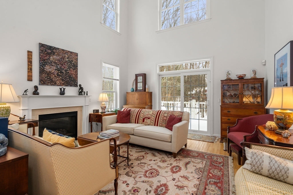 201 Willow Brook Dr 201