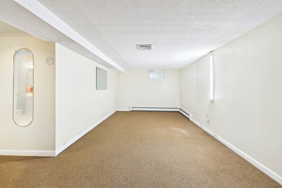25 Oakview Cir, Medway, MA, 25 Oakview Cir, Medway, MA Photo #33