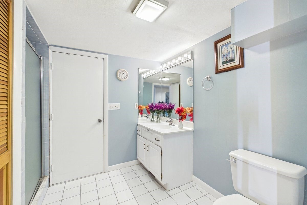 25 Oakview Cir, Medway, MA, 25 Oakview Cir, Medway, MA Photo #30