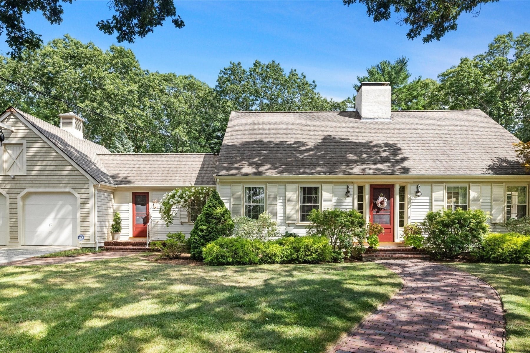 Photo of 59 Beaverbrook Ln, Duxbury, MA