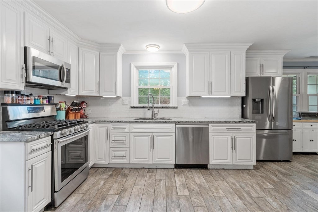 456 Summer ST, North Andover, MA, 456 Summer ST, North Andover, MA Photo #3