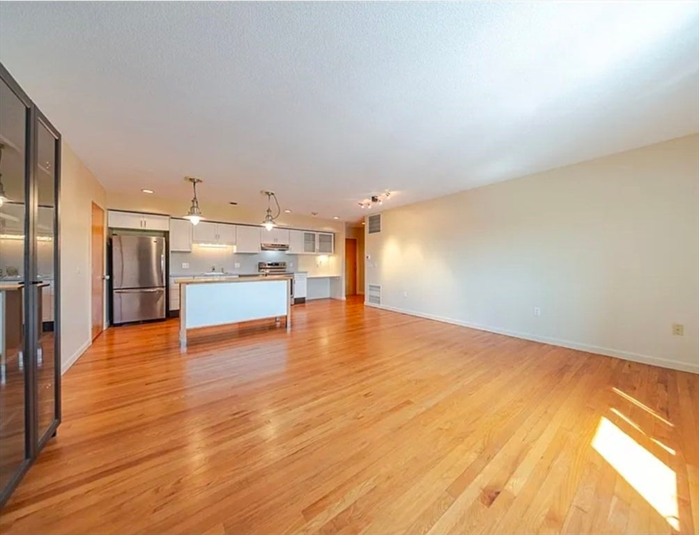 351 Pleasant St #9, Northampton, MA, 351 Pleasant St #9, Northampton, MA Photo #6