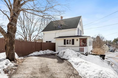 Photo of 7 Jackson St, Gardner, MA 01440 (MLS # 73485383)