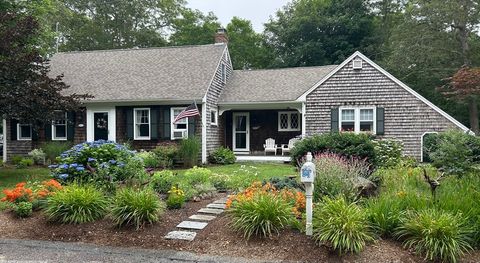 5 Home Wood Ln Harwich MA 02671