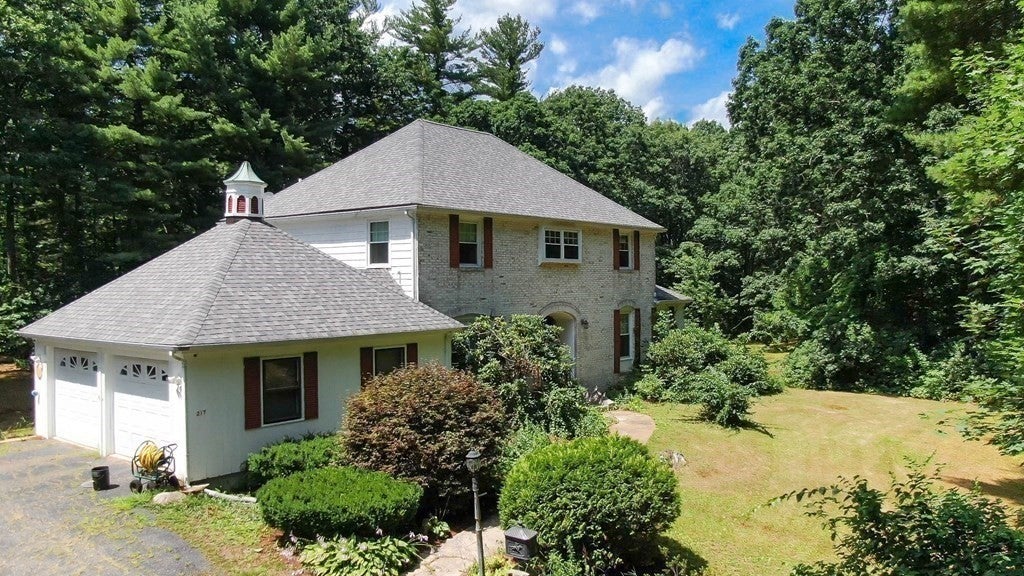 217 Grove St, Paxton, MA Photo #2
