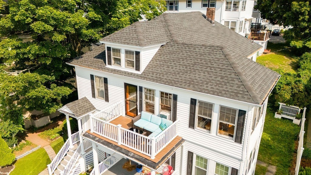 352 Charles River Rd 352