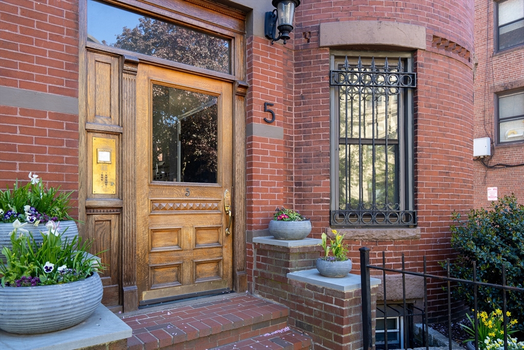 5 Albemarle St #5, Boston, MA Photo #40