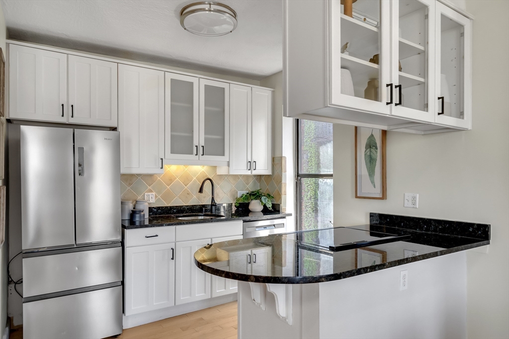 5 Albemarle St #5, Boston, MA Photo #14