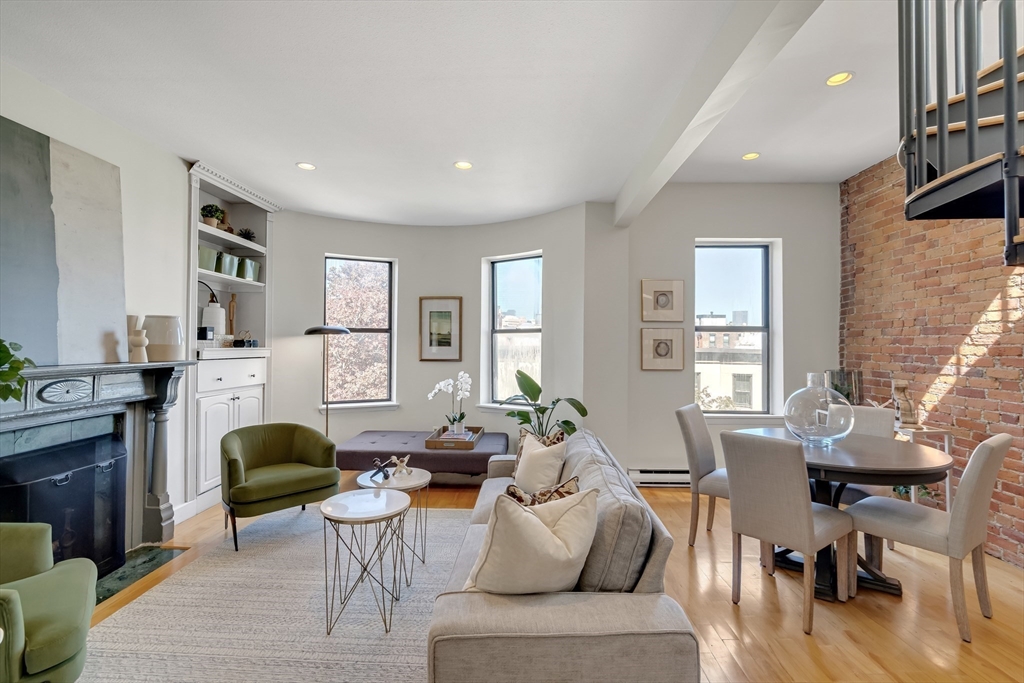 5 Albemarle St 5