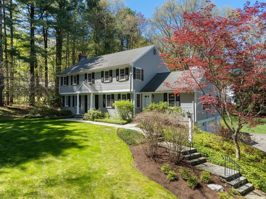 35 Bittersweet Ln