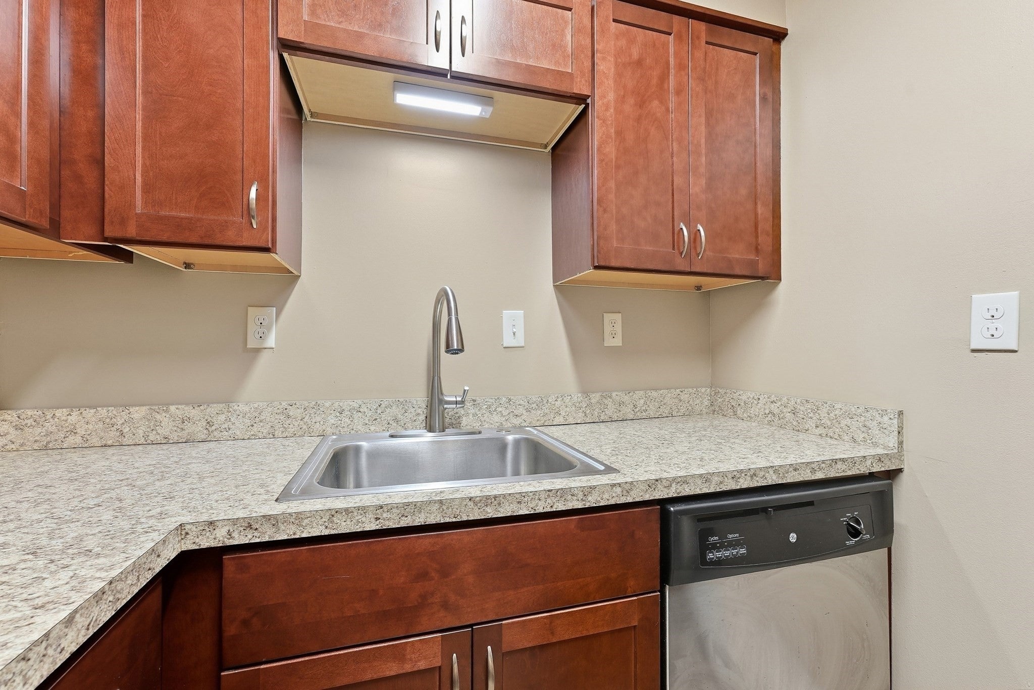 101 Mulberry Street #120, Springfield, MA, 101 Mulberry Street #120, Springfield, MA Photo #9