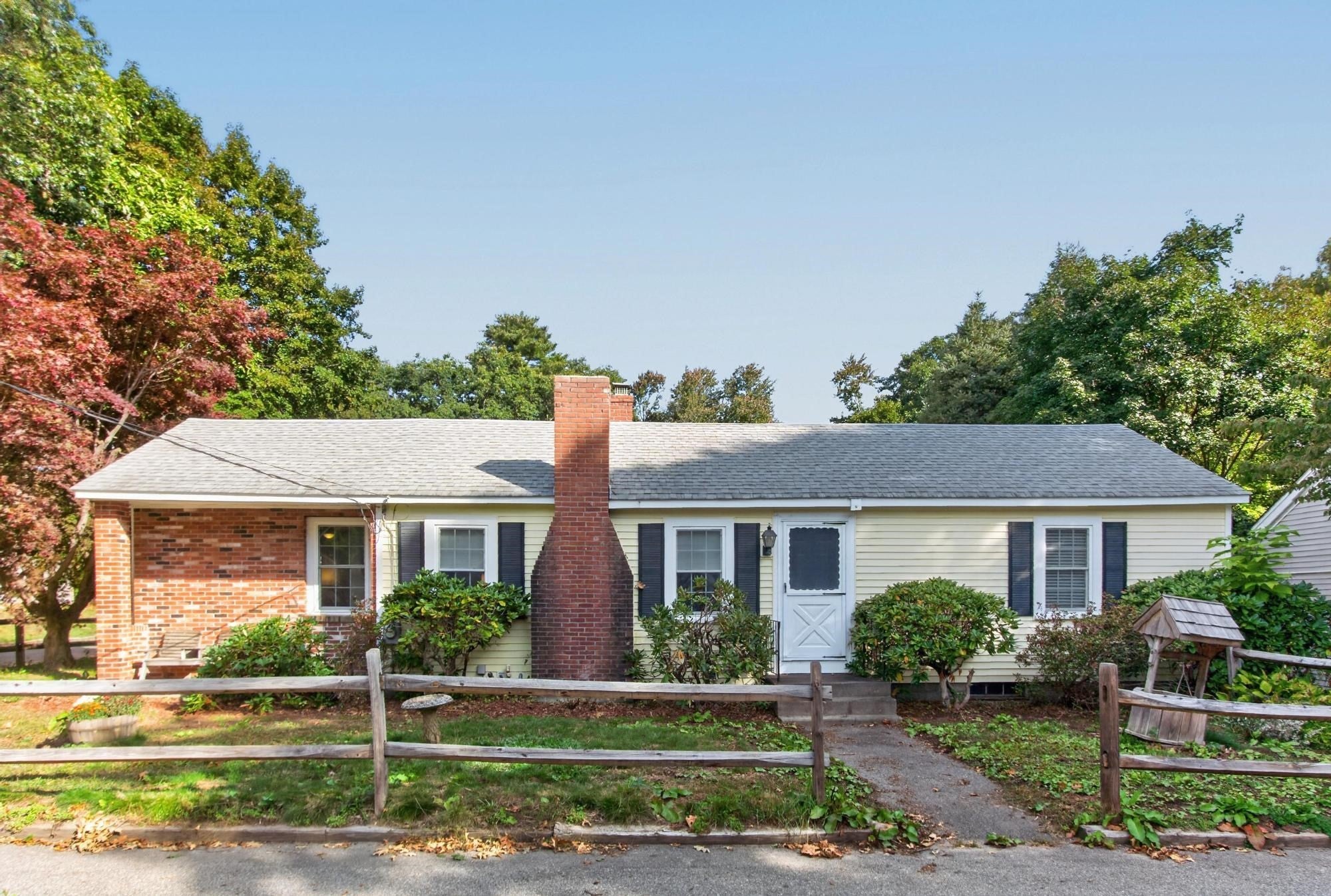 Photo of 19 Marjorie Street, Hudson, MA