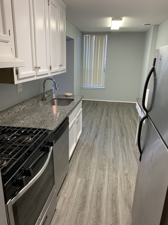 14 Shrewsbury Green Drive D