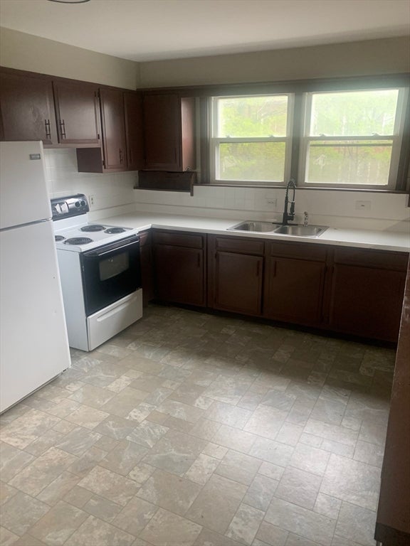 1 Cheney St, Orange, MA Photo #36