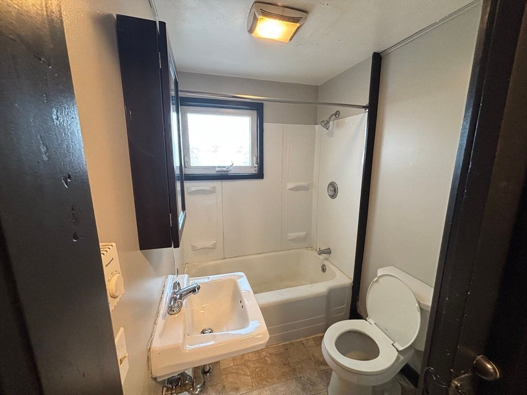 1 Cheney St, Orange, MA Photo #17