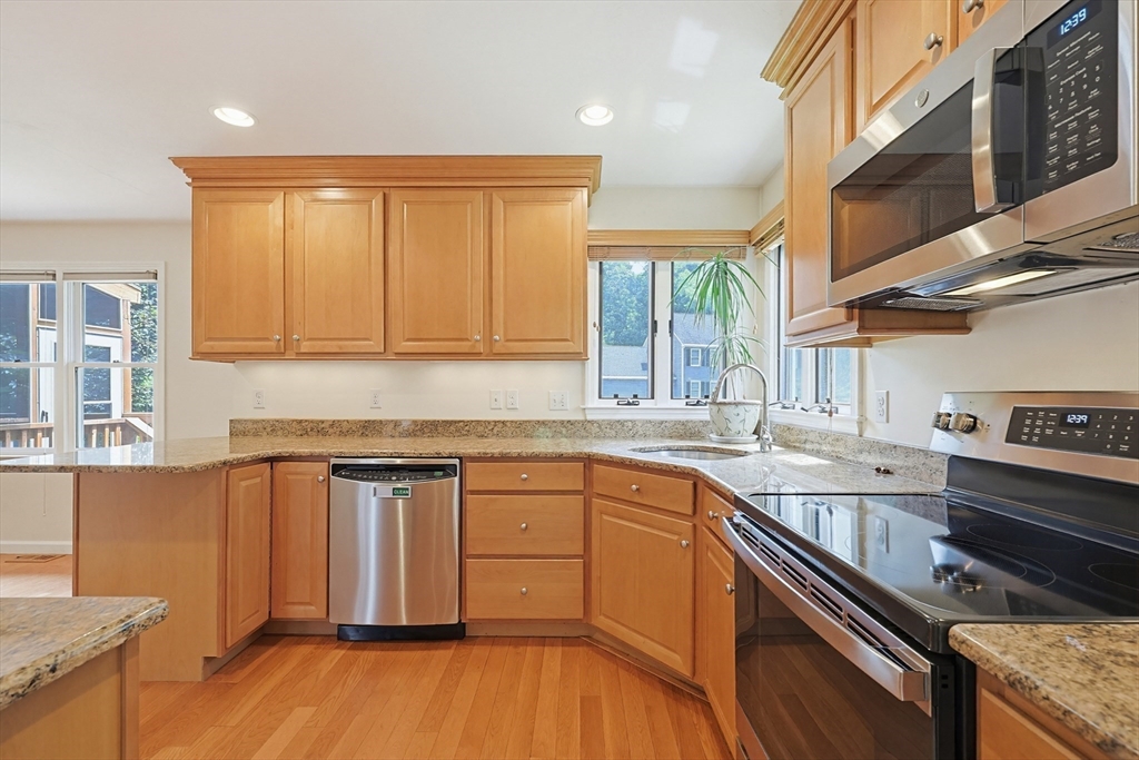 6 Oakwood Ct.