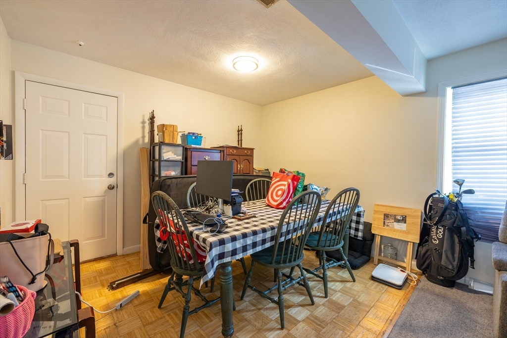 27 Harrison St C