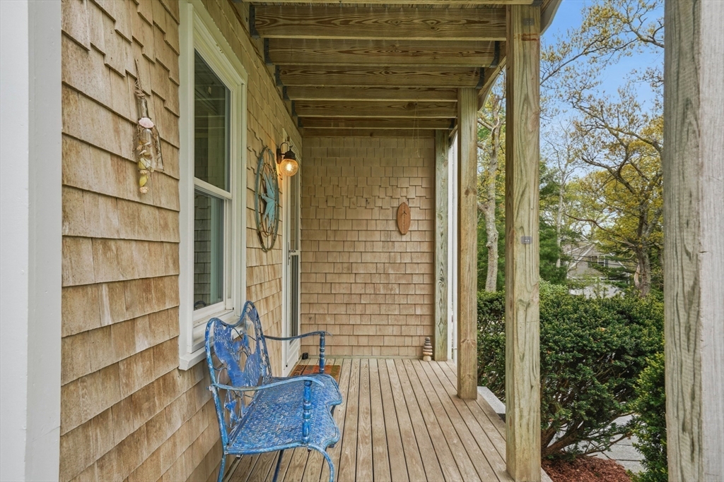 55 Ridgeview Dr, Falmouth, MA Photo #11
