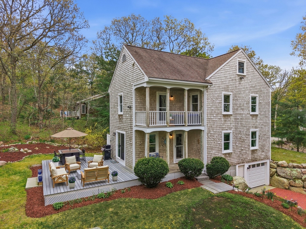 55 Ridgeview Dr, Falmouth, MA Photo #1