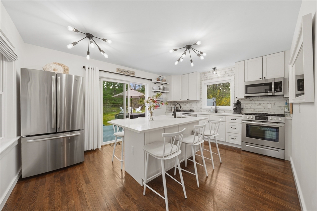 55 Ridgeview Dr, Falmouth, MA Photo #15