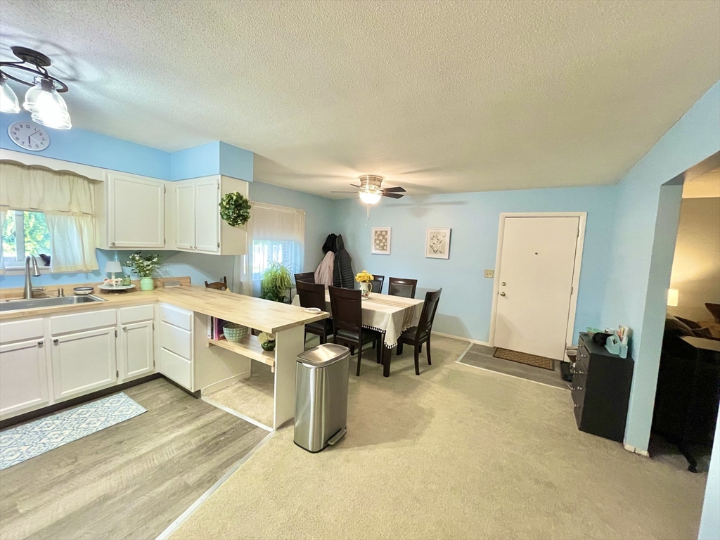 20 Lawrence Ave 35D