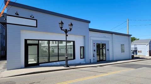 Photo of 10 Water St, Plymouth, MA 02360 (MLS # 73427546)