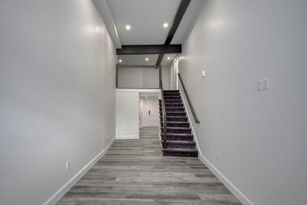 10 Water St